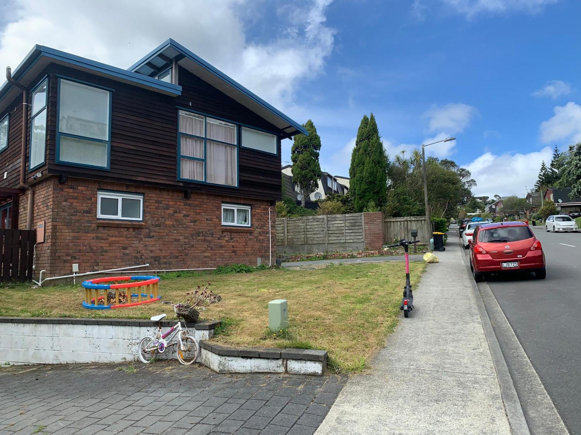 Sunny Holiday Home Wellington Exterior photo
